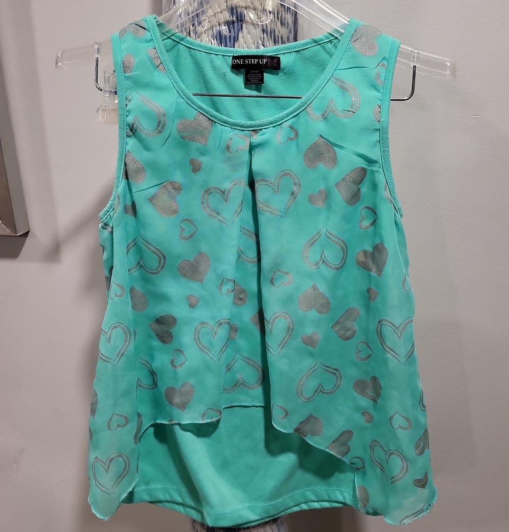 One Step Ahead Teal Sleeveless Heart Print Top